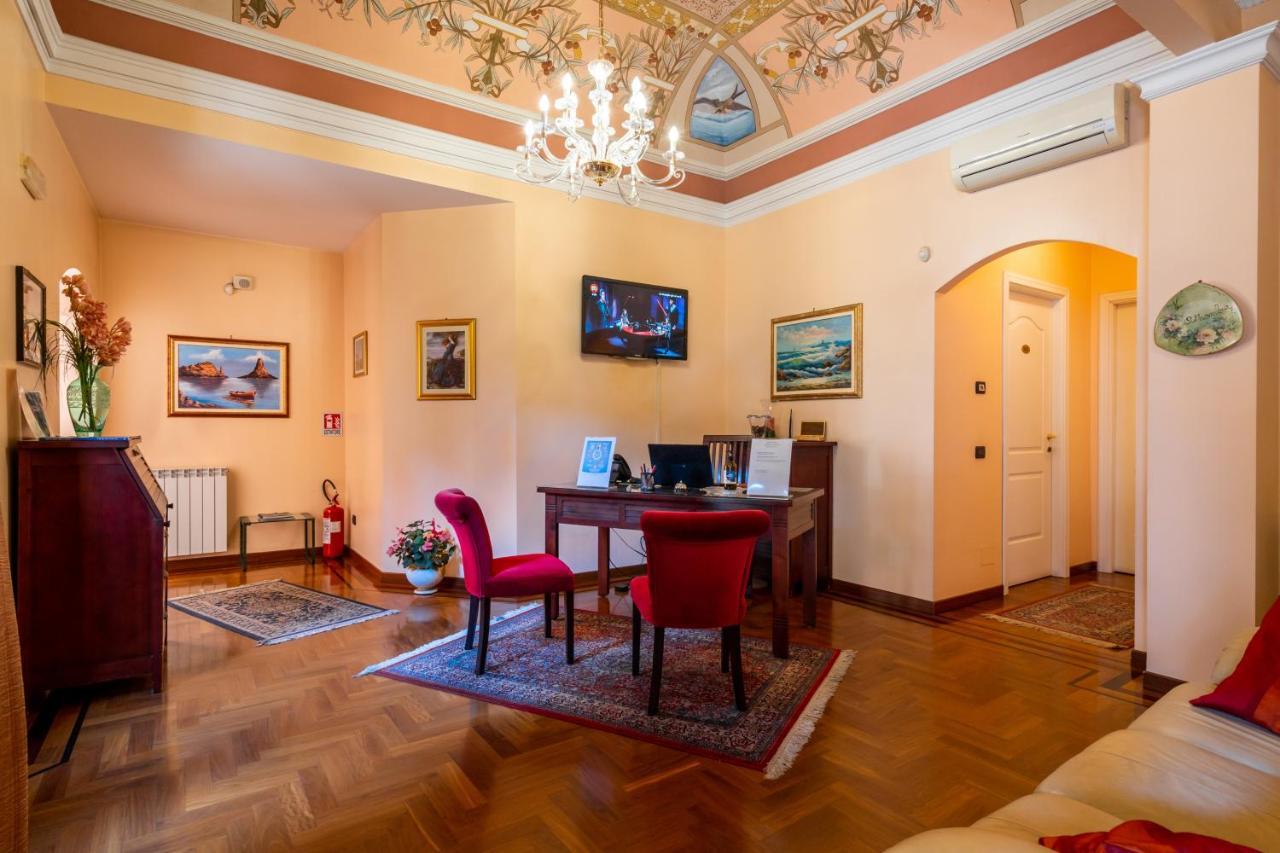 Alhambra - Guest House Di Charme 기아레 외부 사진