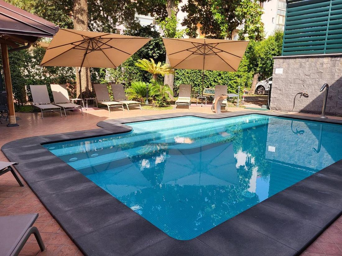 Alhambra - Guest House Di Charme 기아레 외부 사진