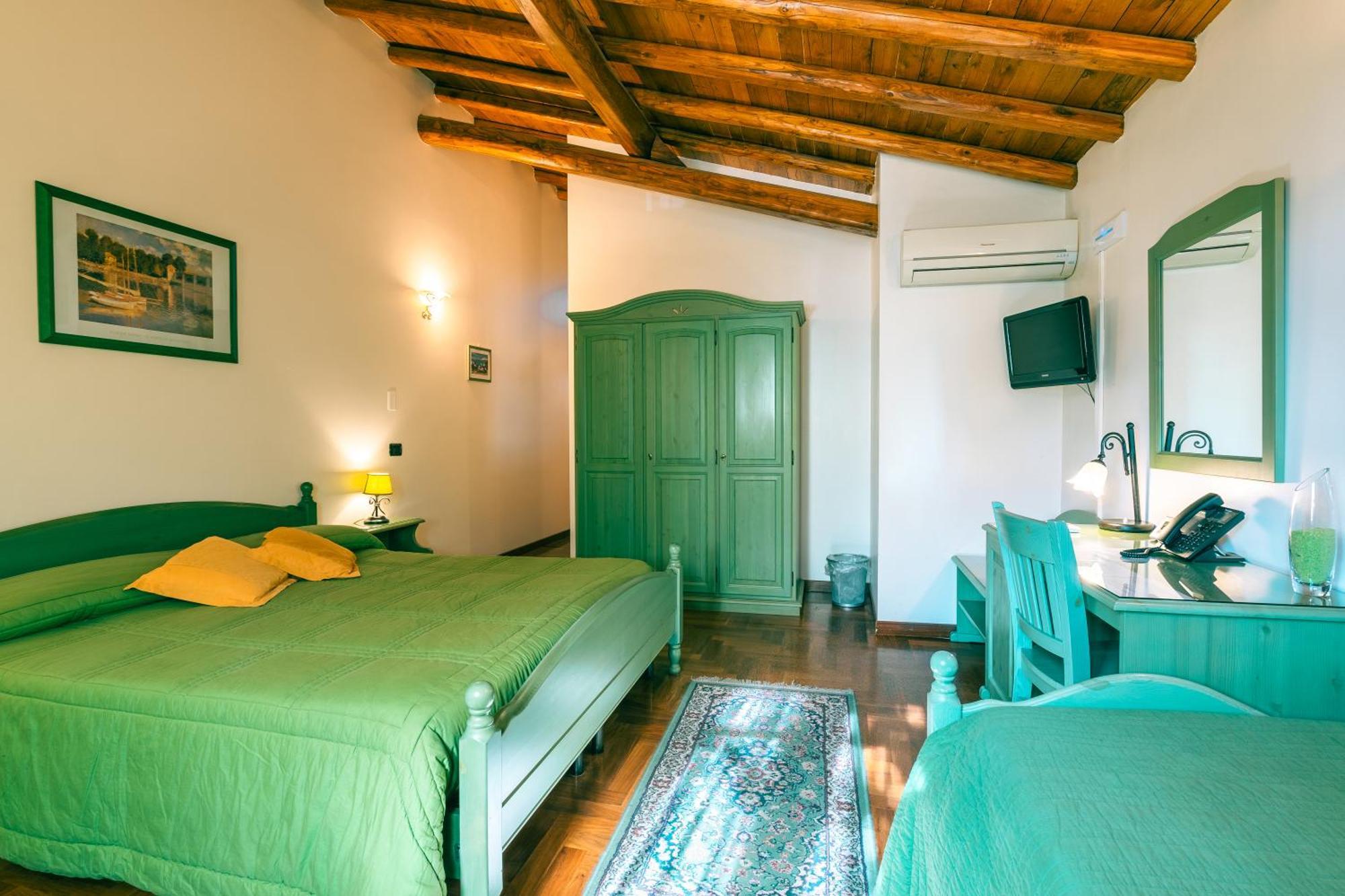 Alhambra - Guest House Di Charme 기아레 외부 사진